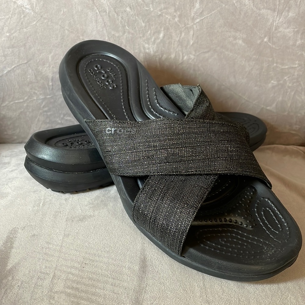 EUC Crocs slide Size 10